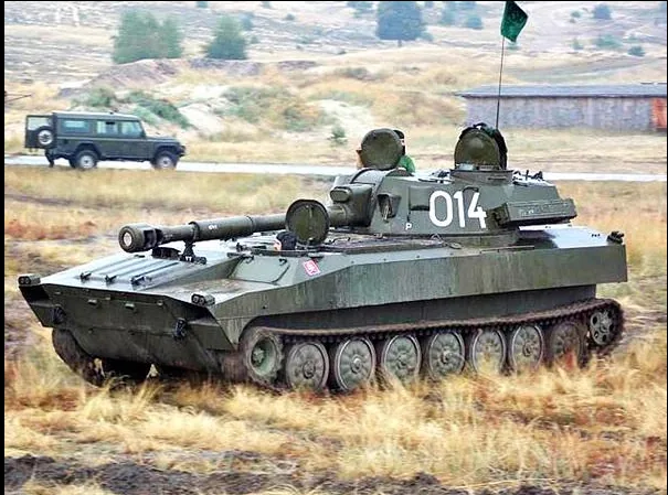 122 mm 2S1 Gvozdika self-propelled howitzer
