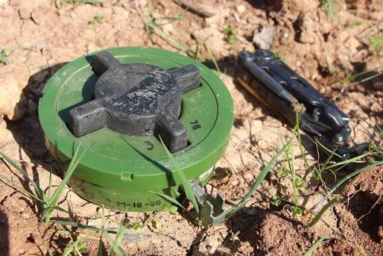 NDM-2 non-detectable anti-tank mine