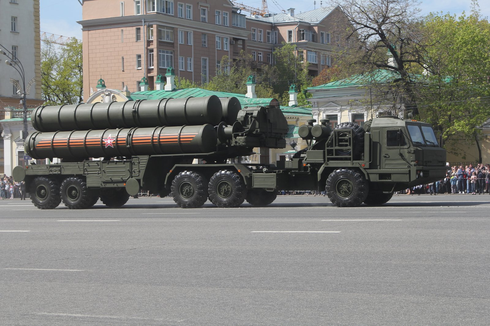 S-400 40N6E ultra-long-range surface-to-air missile