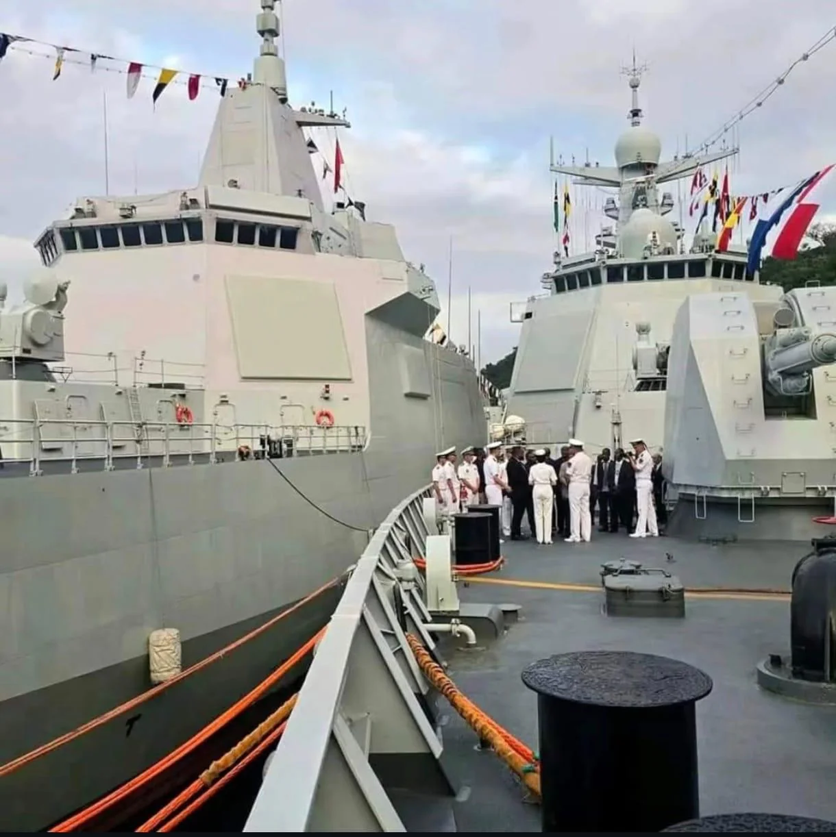 Type 346B AESA naval radar on Type 055 destroyer
